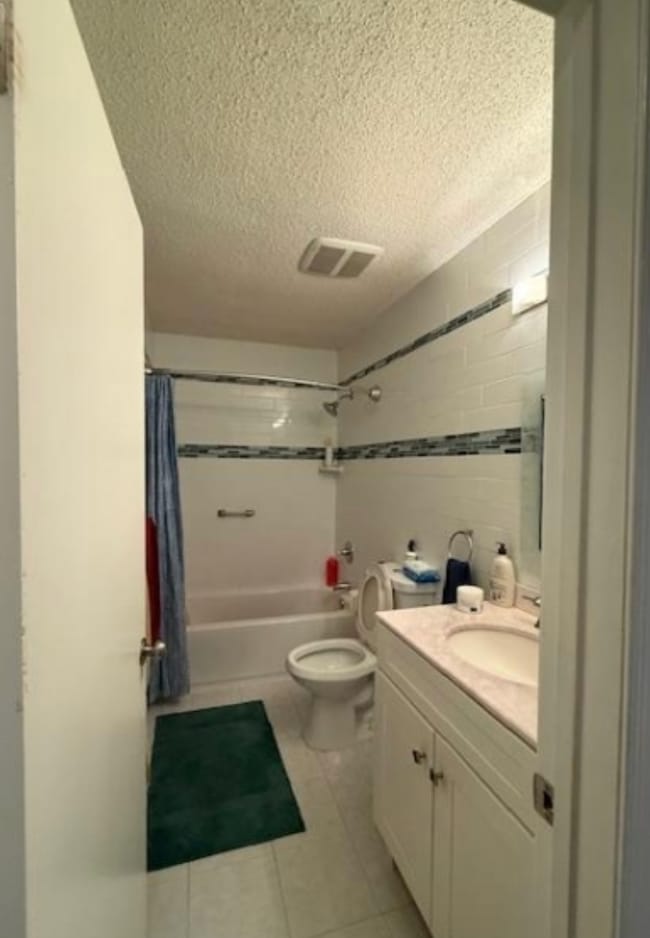 Photo - 2106 Doolittle Dr