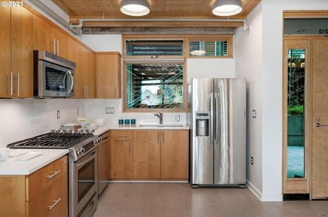 Photo - Urban Retreat in the Heart of Mississippi w/ Reserved Parking – 2bd/1.bath Upscale Condo Unidad 208