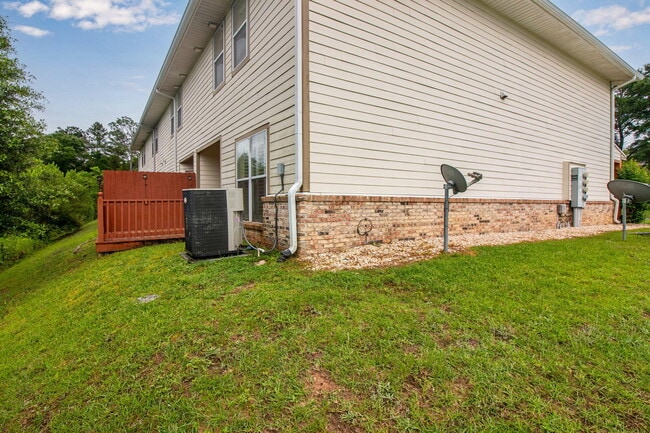 Photo - 408 Arbor Lake Dr