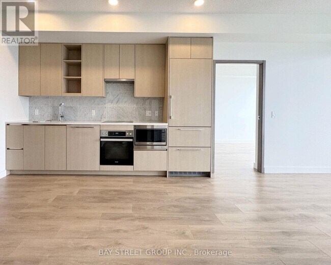 Photo - 85 McMahon Dr Unit 3605