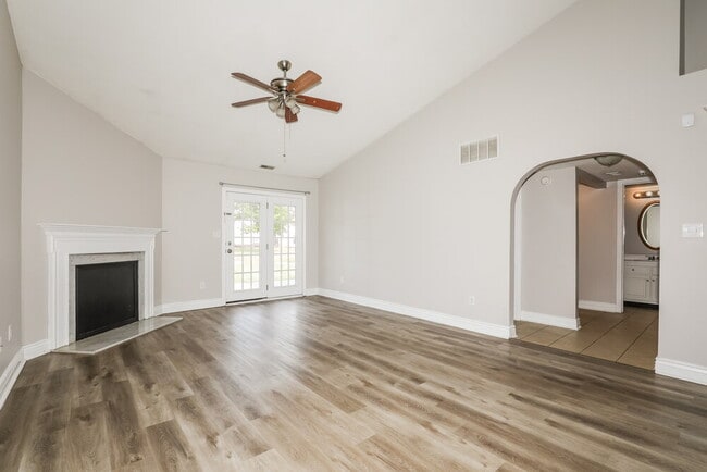 Photo - 10207 Carmine Dr