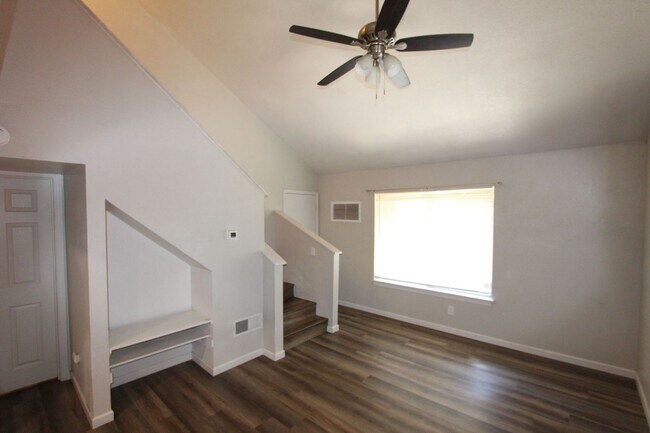 1200 S Riordan Ranch St