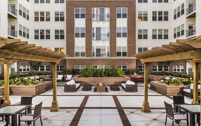 Photo - Contempo NOVA