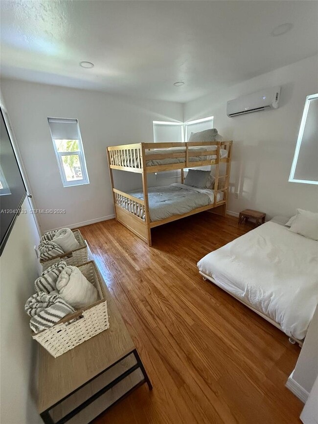 Photo - 528 NE 70th St Unit Top