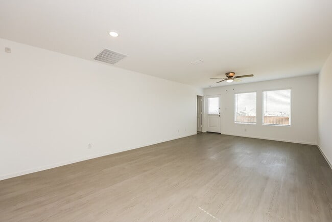 Photo - 1220 Canyon Wren Dr