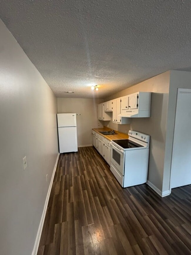 Photo - 616 1/2 N Bayou Ave - B Unit B