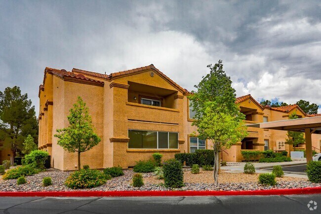 Building Photo - 2 Bed, 2 Bath 1st Floor Condo In West Las ... Unit 1029