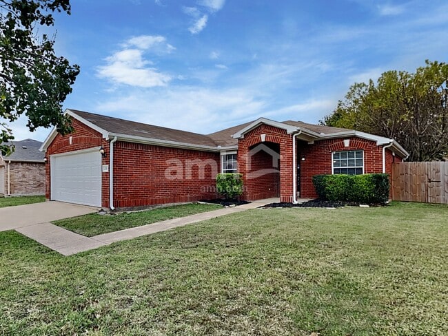 Building Photo - 216 Cornell