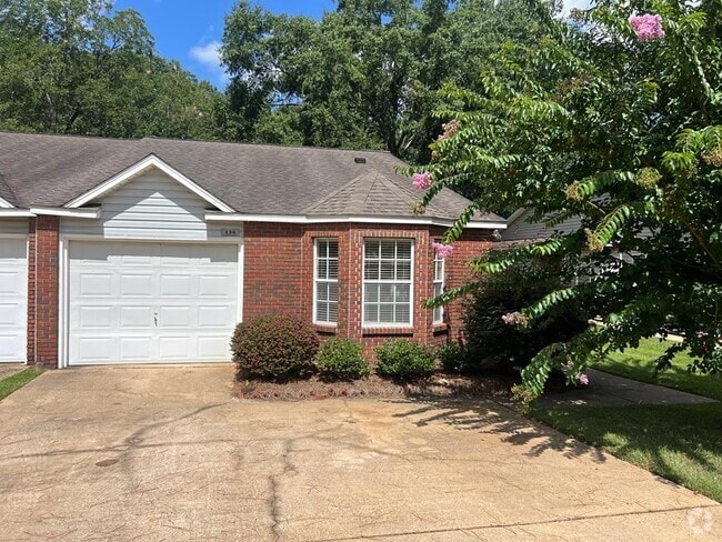 Building Photo - 134 Covington Pl Rental