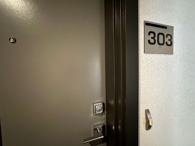 Photo - 6923 Kittyhawk Ave