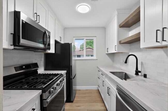Photo - CITRUS HEIGHTS - Gorgeous Renovated Condo - All Brand New! Unit 4