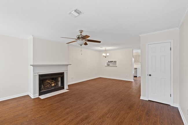 Photo - 2018 Briar Ct