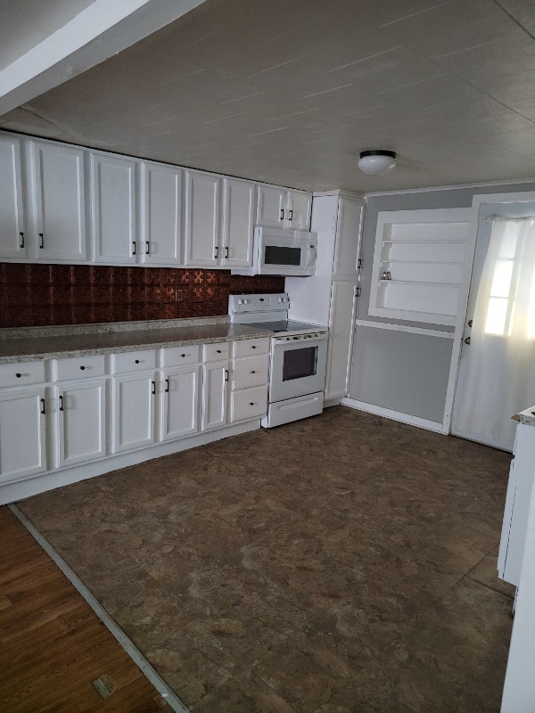 Photo - 326 Sycamore