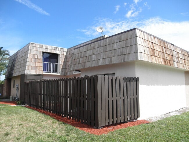 Building Photo - Waterview Estates