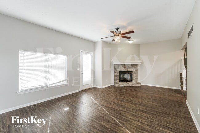 Photo - 1611 Cooper Dr