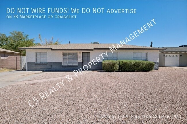Photo - 1418 W 7th Pl