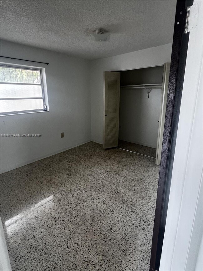 Photo - 619 SW 11th Ave Unit 2