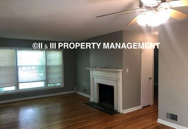 Photo - 2001 W 85th Terrace