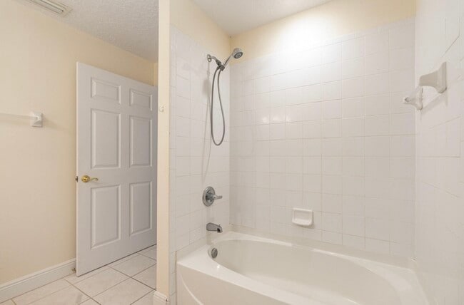 Photo - 8410 Maria Ct