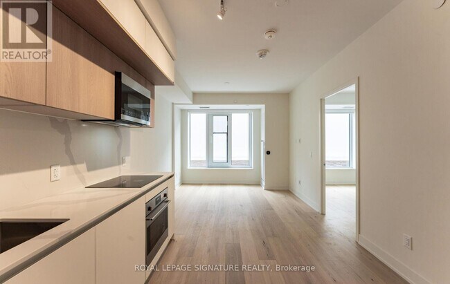 Photo - 322 Dupont St Unit 210