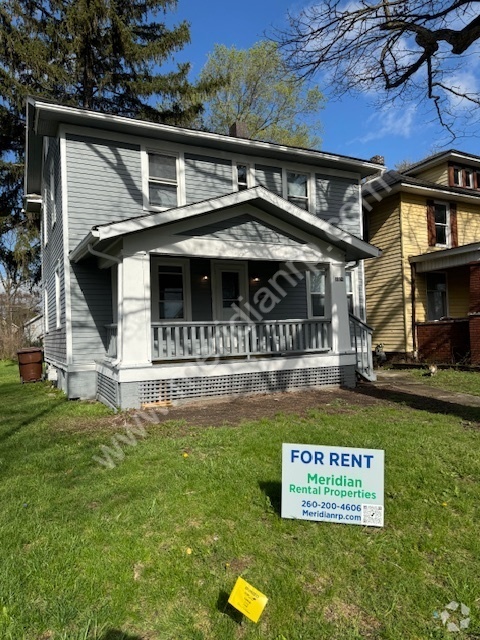 Building Photo - 3028 Bowser Ave Rental