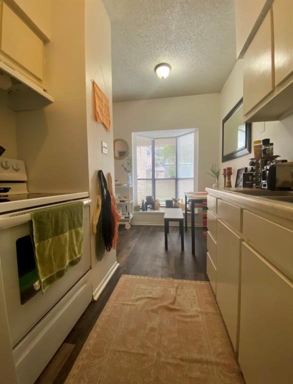 Photo - 2604 Salado St Unit 102