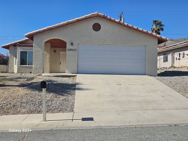 Building Photo - ***ALL BRAND NEW INSIDE***3 BED 2 BATH