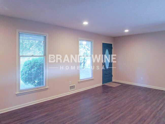 Photo - 4060 W Stubbs Rd