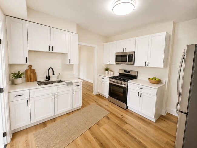 Photo - 6807 S Artesian Ave Unit 2