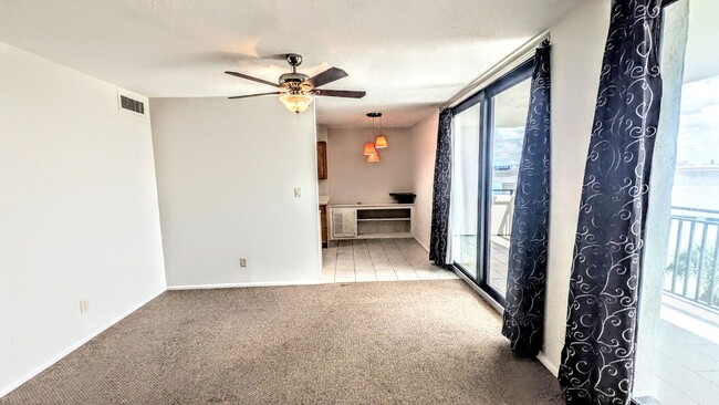 Photo - Annual UNfurnished Siesta Key Gulf front 2/2 condo with water views!