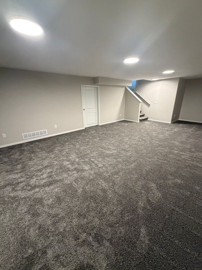 242 Half Moon Dr