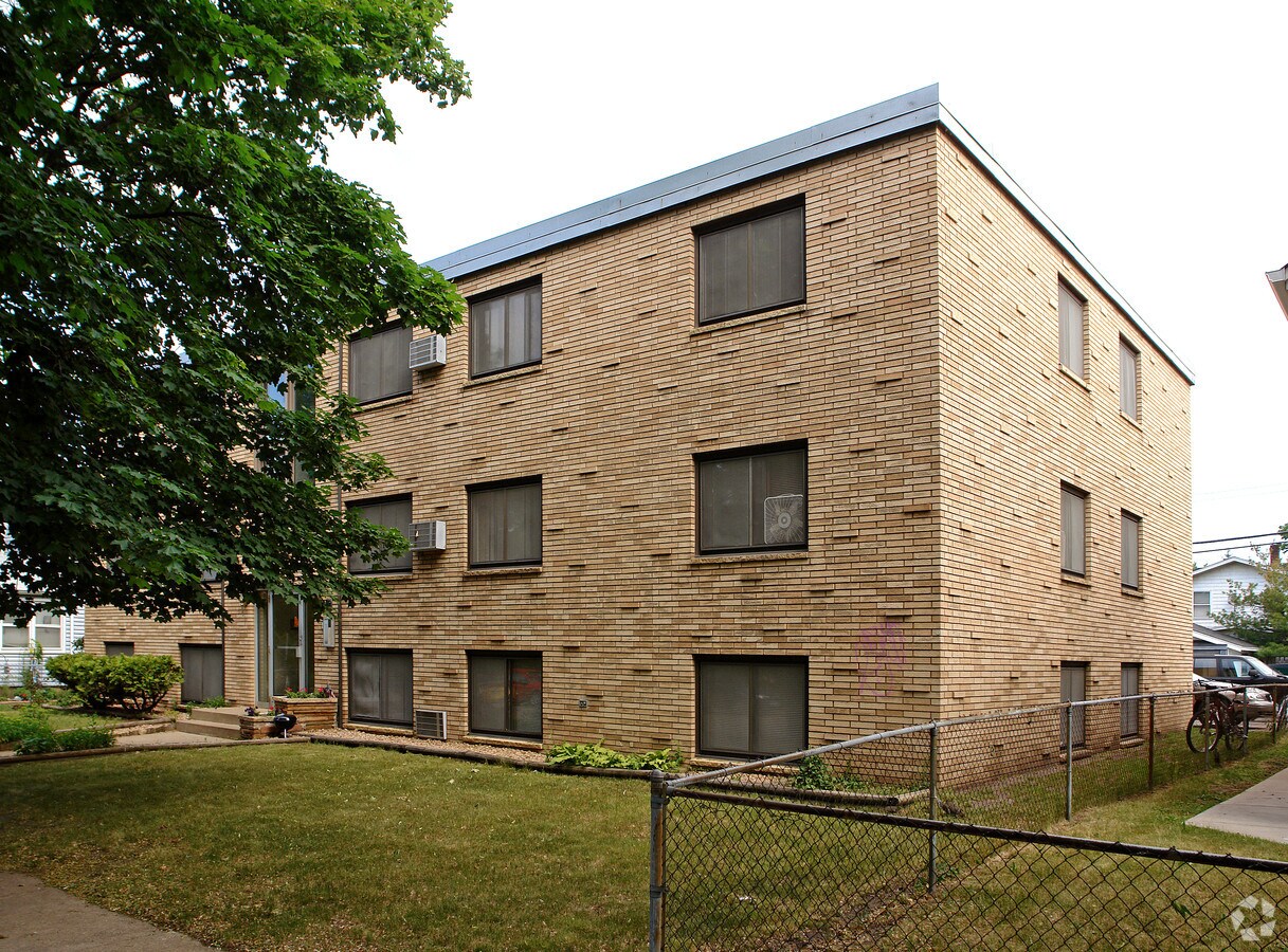Photo - 1547 Wynne Ave Apartamentos