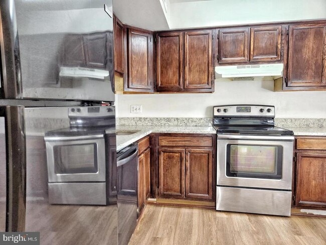 Photo - 4570 Conwell Dr