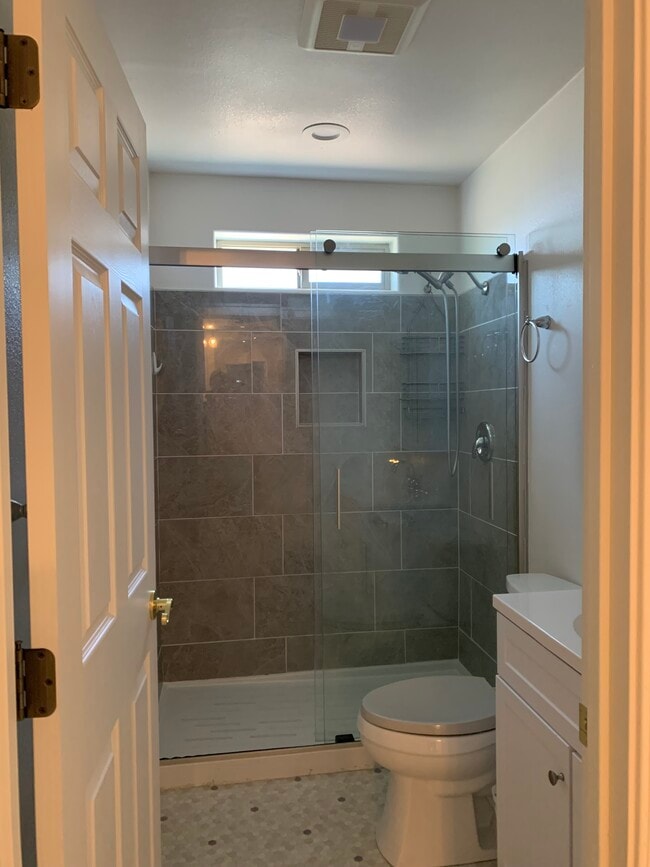Photo - 1903 Cedarwood Dr