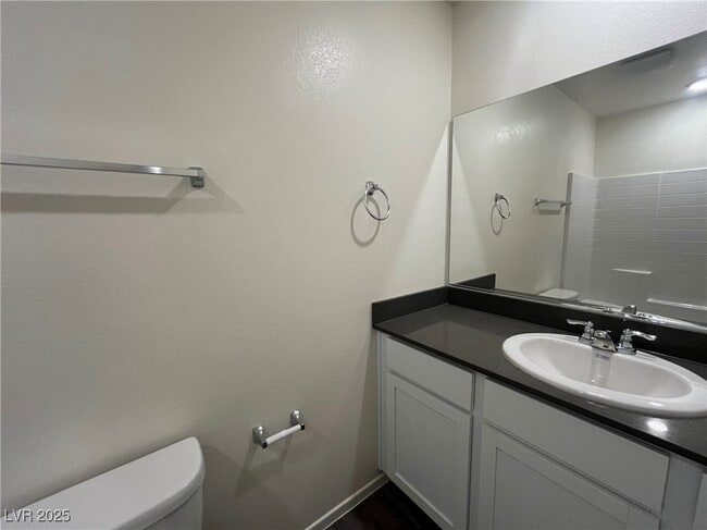 Photo - 6113 Hibiscus Gdn St