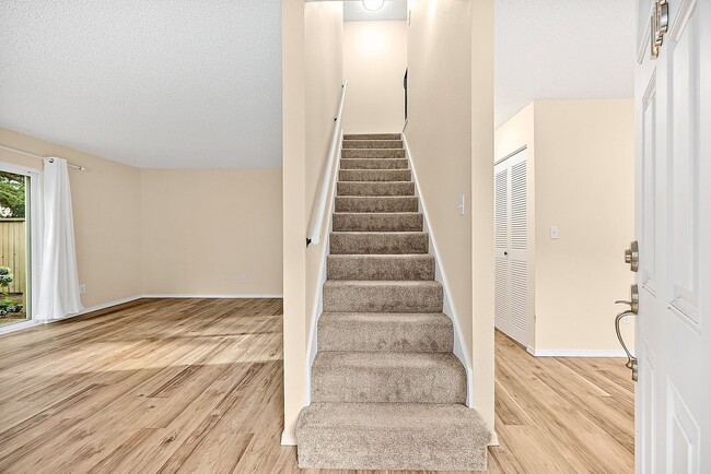 Photo - North Tacoma Condo Living | 2 Bed, 1.5 Bath End-Unit | Great Amenities! Unit D106