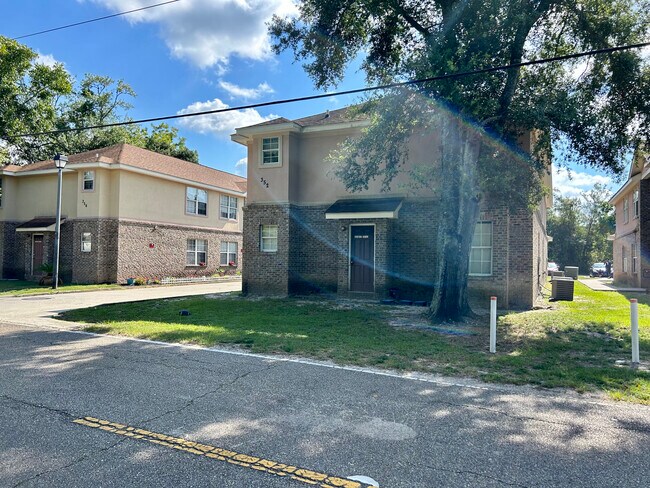 Photo - 340 Tegarden Rd Unit 340 C
