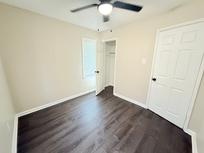 Photo - Renovated 3-Bedroom Home – We Welcome Sect...