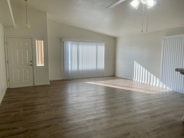 Photo - 450 Chardonnay Way