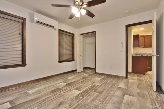 81 Connelly Rd Unit 6
