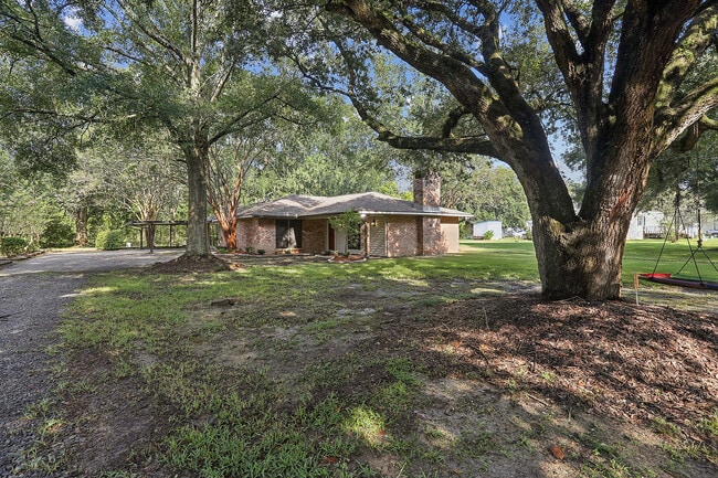 Building Photo - 11461 Gator Ln Rental