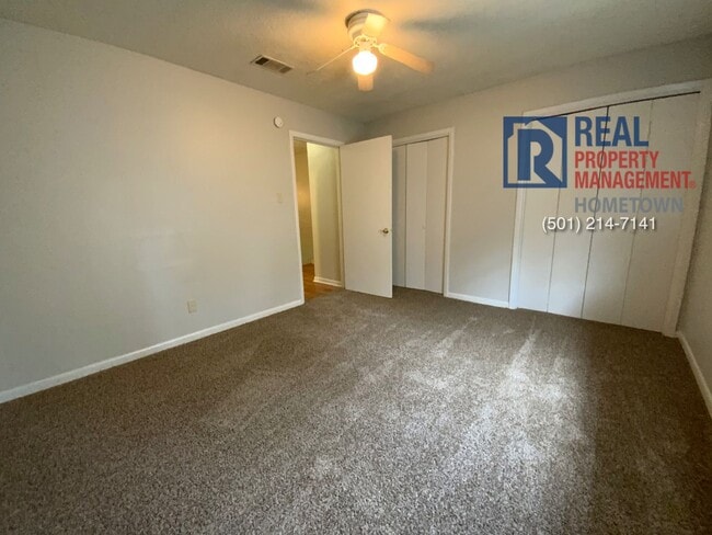 Photo - 8905 Morris Manor Dr Unit 4