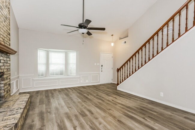 Photo - 3355 Brooke St