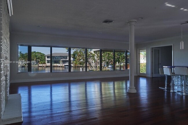 Photo - 1223 Seminole Dr