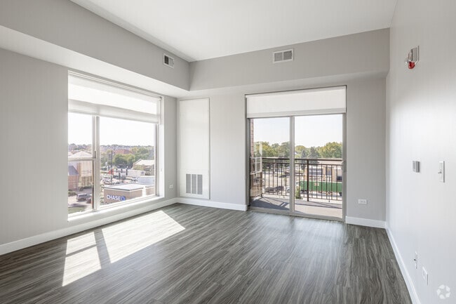 3BR, 2BA - 1,588SF - Living Room