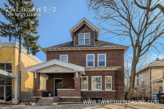 Building Photo - 2541 3rd Ave S Rental