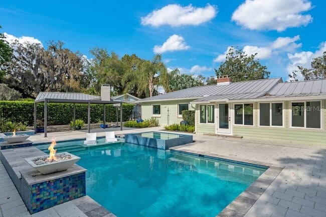 Photo - 812 East Blvd