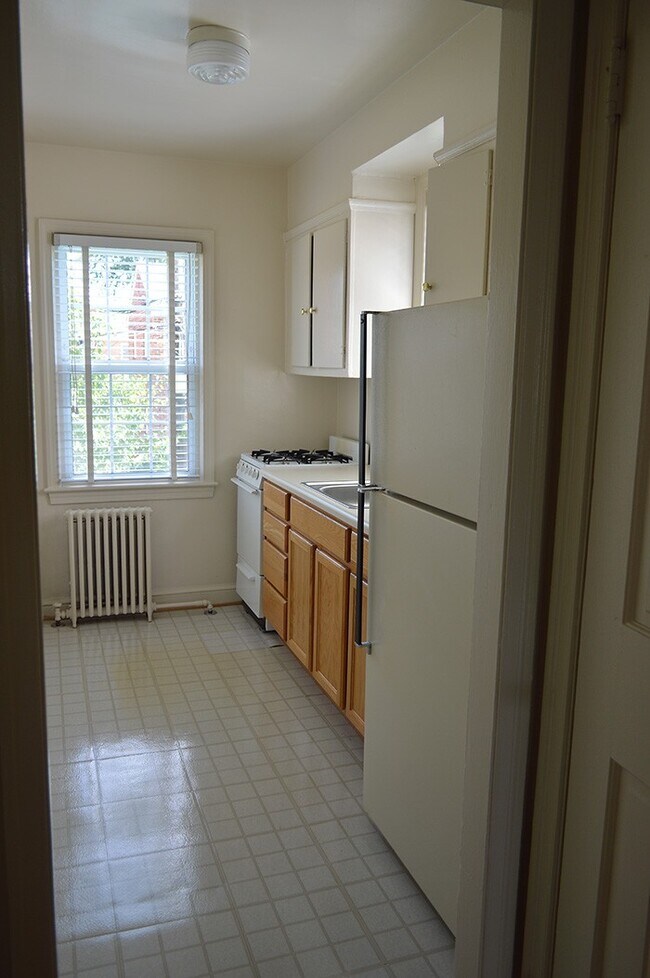 201 E Glendale Ave Unit 1