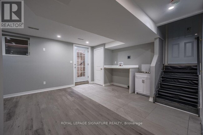 Photo - 2111 Lynn Heights Dr