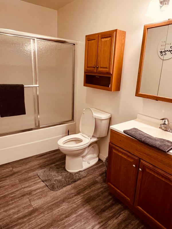 Photo - 25 Popular St